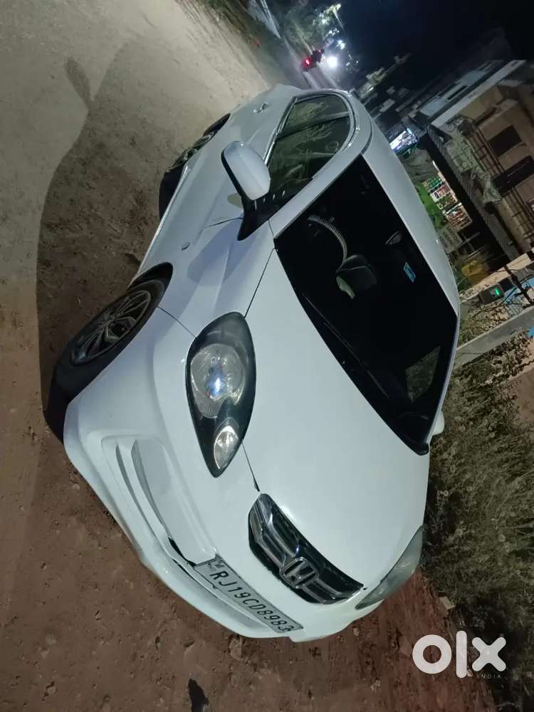 Honda Amaze 2016 Diesel 300000 Km Driven