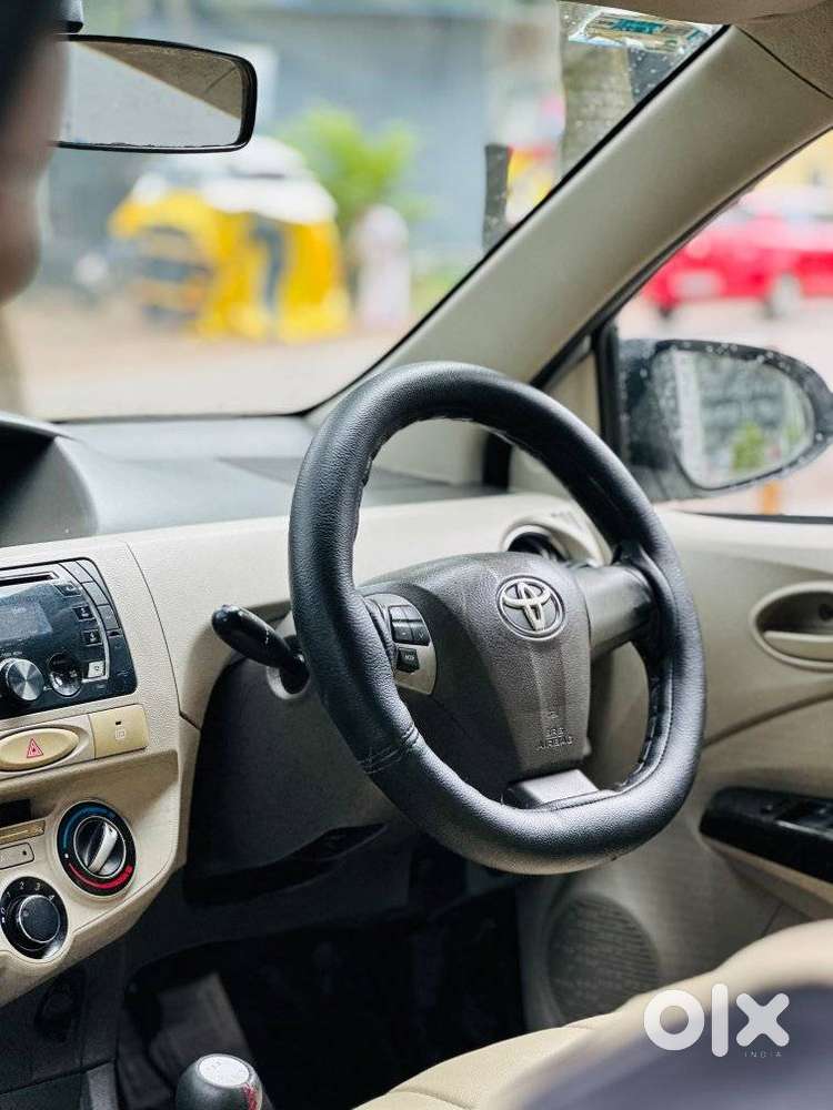 Toyota Etios 1.5 Vx, 2016, Petrol