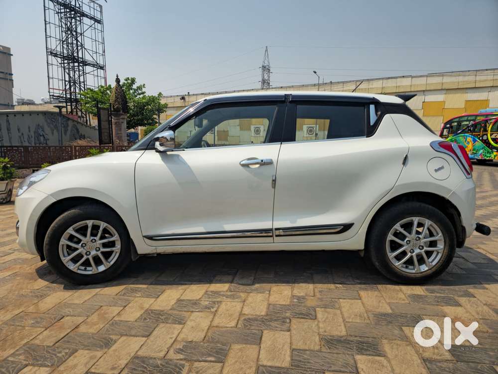 Maruti Suzuki Swift 2018 Zxi, 2019, Petrol