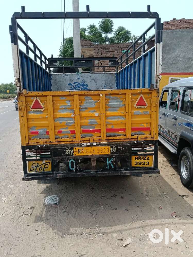 Mahindra Bolero Pik-up 2023 Diesel 112531 Km Driven