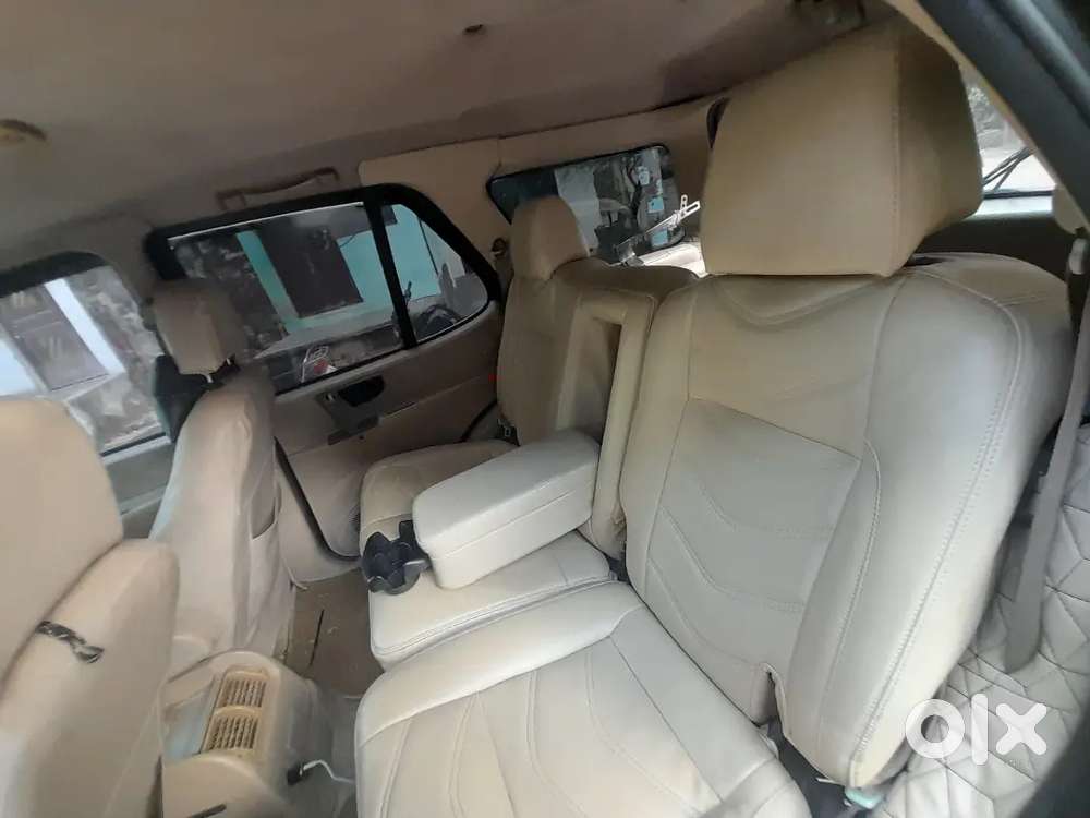Tata Safari Dicor 4x4 Top