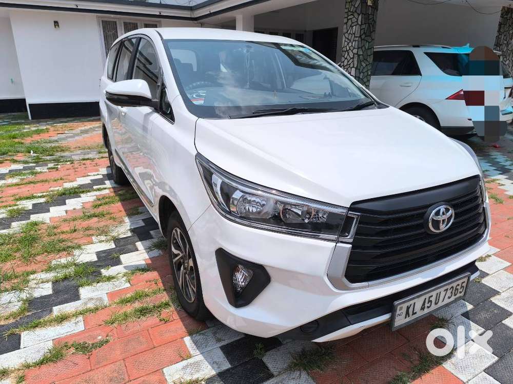 Crysta White In Excellent Condition For Sale