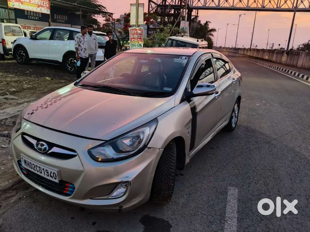Hyundai Fluidic Verna 2011 Model
