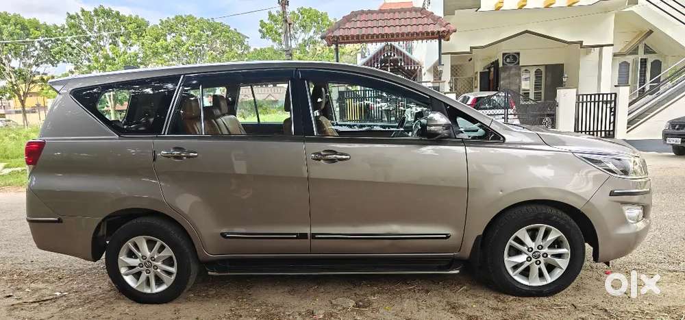 Toyota Innova Crysta 2018 Diesel Variant