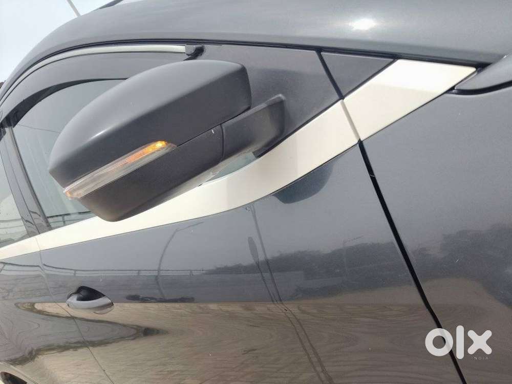 Tata Nexon 1.2 Revotron Xm, 2018, Petrol