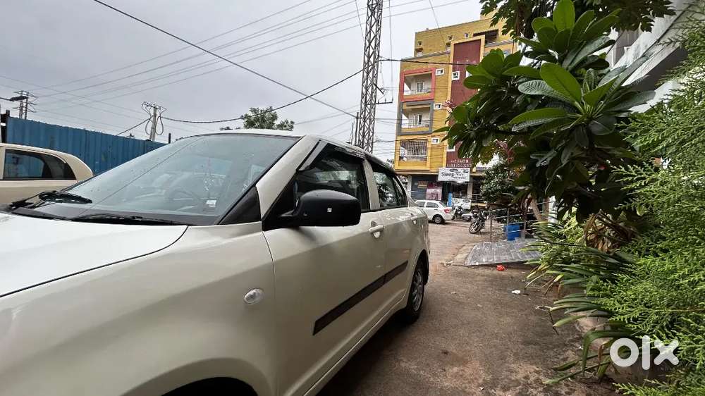Maruti Suzuki Dzire 1.2 2011