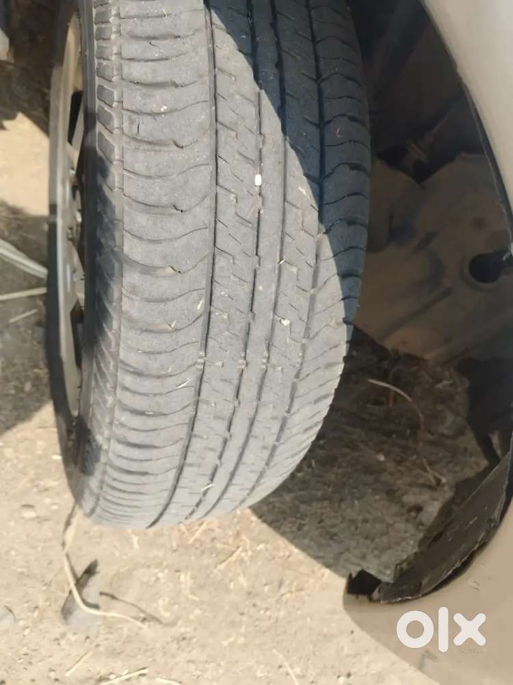 Mitsubishi Lancer 2000 Diesel 300000 Km Driven