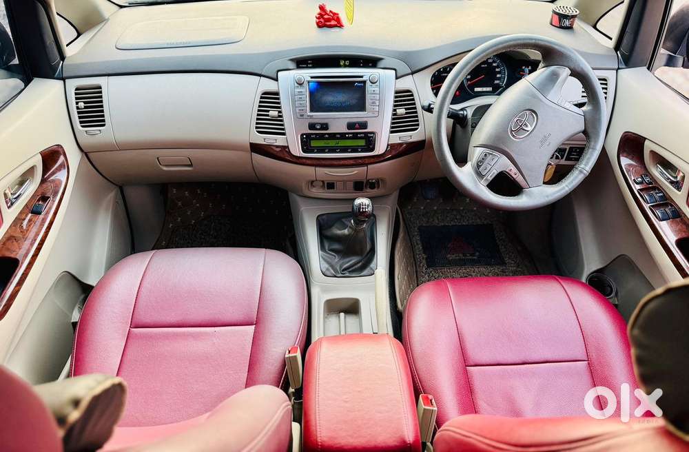 Toyota Innova 2.5 V 7 Str, 2013, Diesel