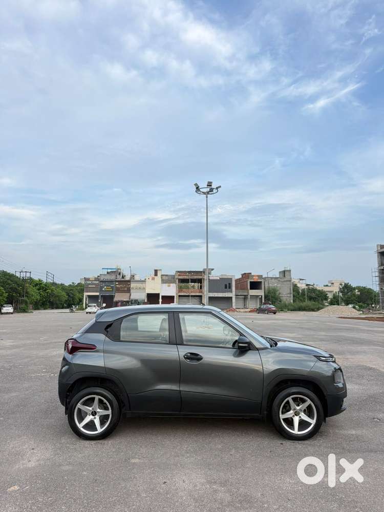 Tata Punch Facelift Pure (o), 2022, Petrol