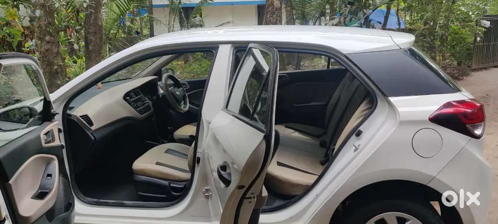 Hyundai I20 2014 Petrol 54400 Km Driven
