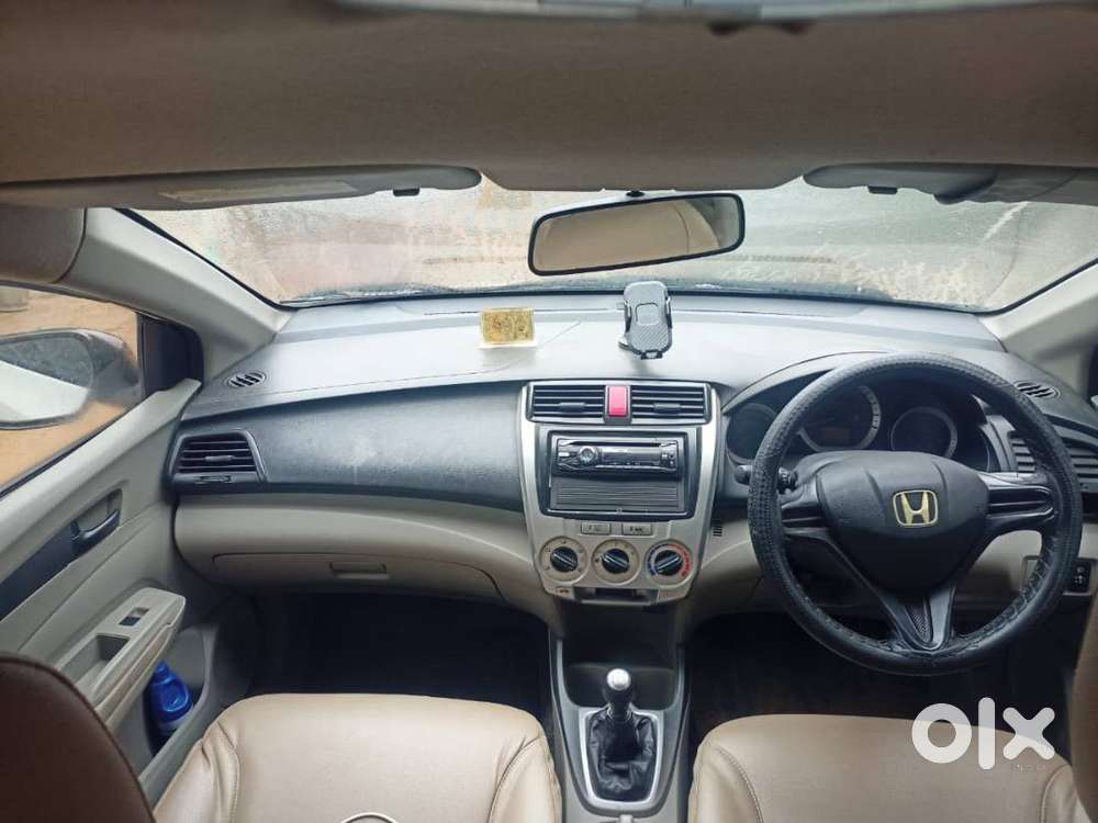 Rj 10 Honda City 2010  टॉप मॉडल  A1 कंडीशन  2029 तक वैध