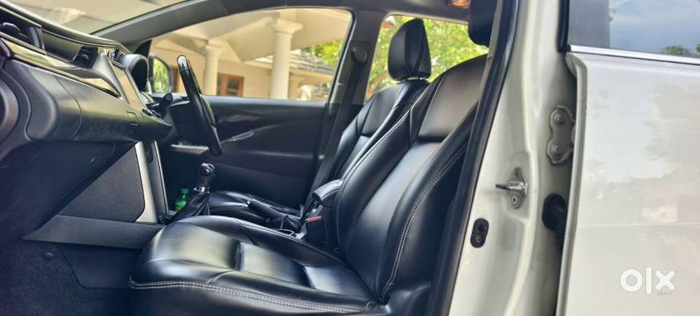 Toyota Innova Crysta 2.4 V, 2017, Diesel