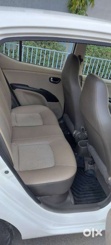 Hyundai I10 Sportz 1.1l, 2016, Cng & Hybrids