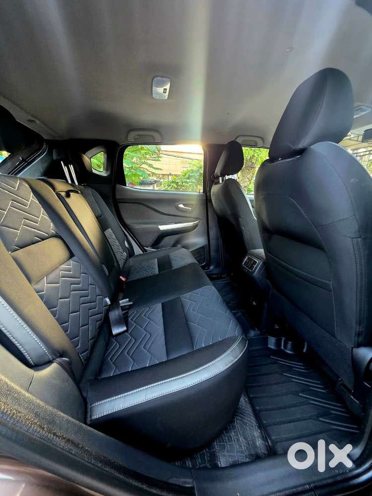Nissan Magnite 1.0 Xv Premium Turbo Cvt, 2021, Petrol