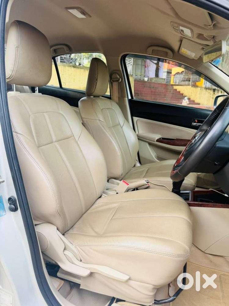 Maruti Suzuki Dzire 1.2 Zxi Plus Amt, 2018, Petrol