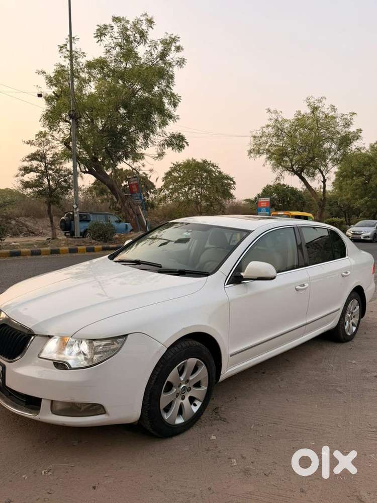 Skoda Superb 2013 Petrol Good Condition