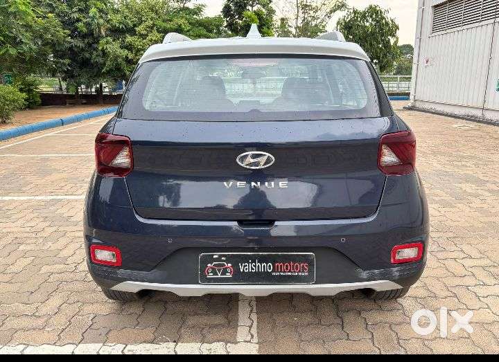Hyundai Venue Sx+ At, 2020, Petrol