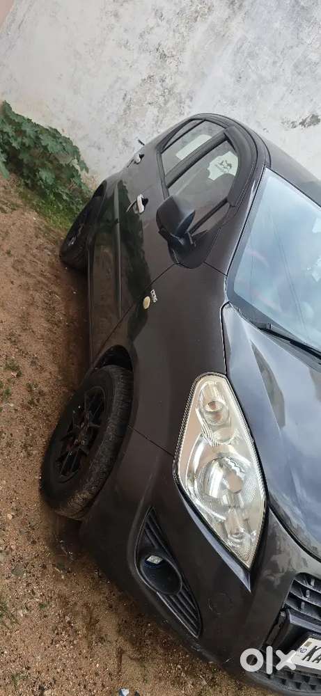 Fully Loaded With Magwheel 90% Tyre With Upper Model.