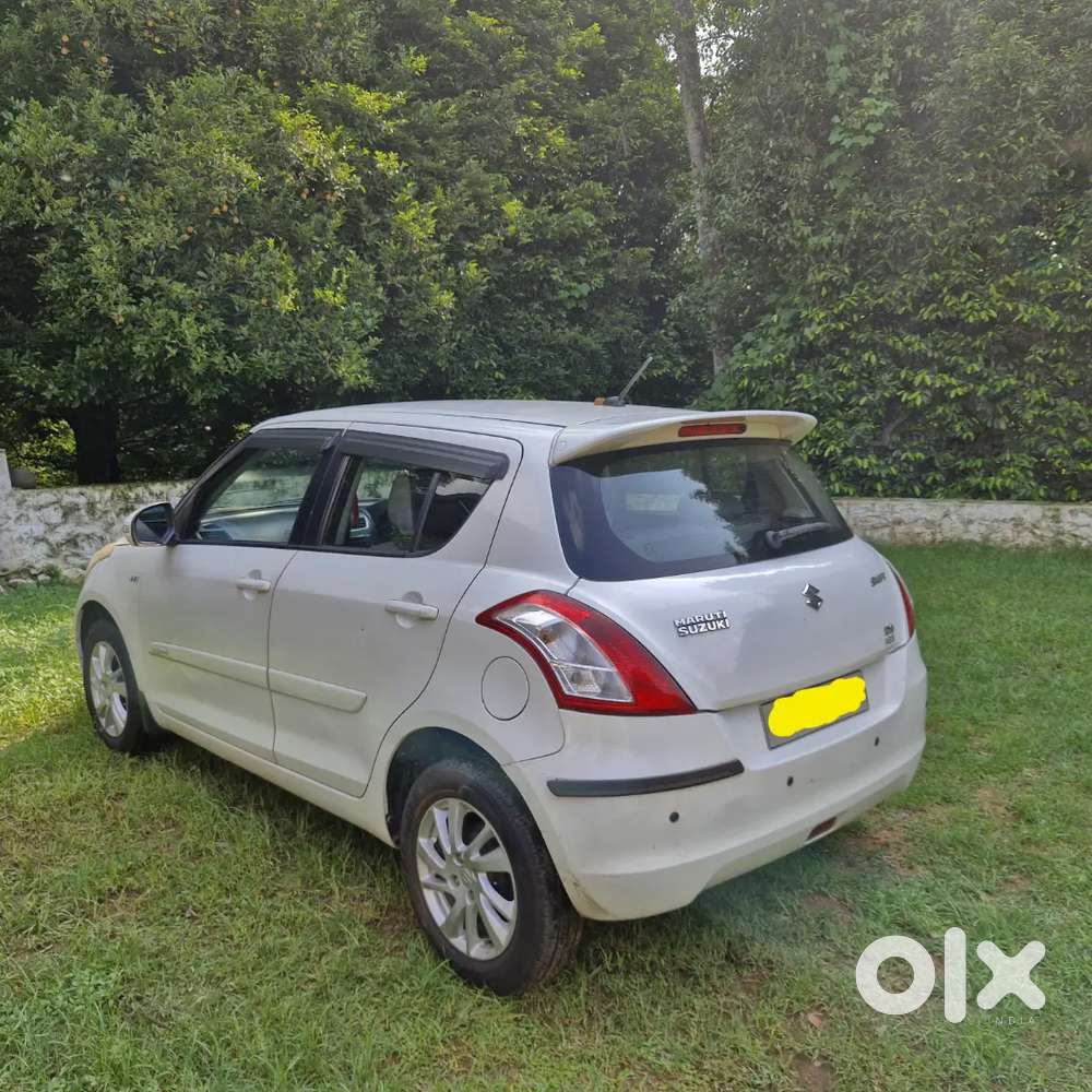 Maruti Suzuki Swift Zxi Abs 2013 Petrol Manual