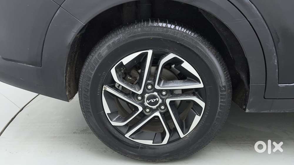 Kia Carens 1.5 Luxury Plus Diesel 6 Str, 2022, Diesel