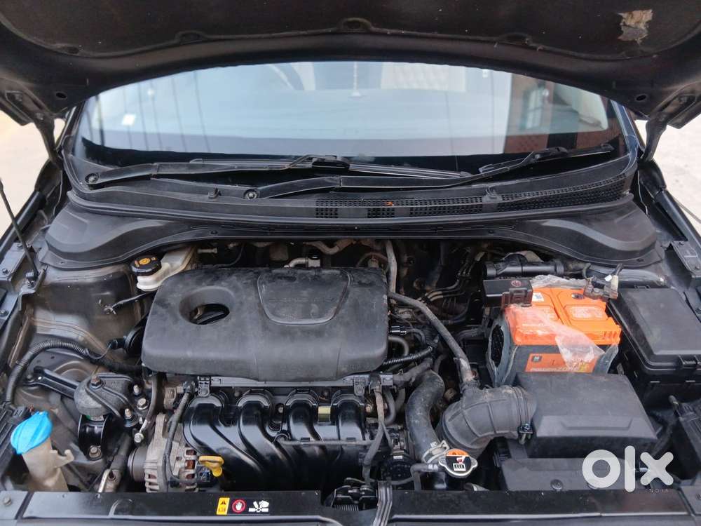 Hyundai Verna Sx(o) Petrol At, 2019, Petrol