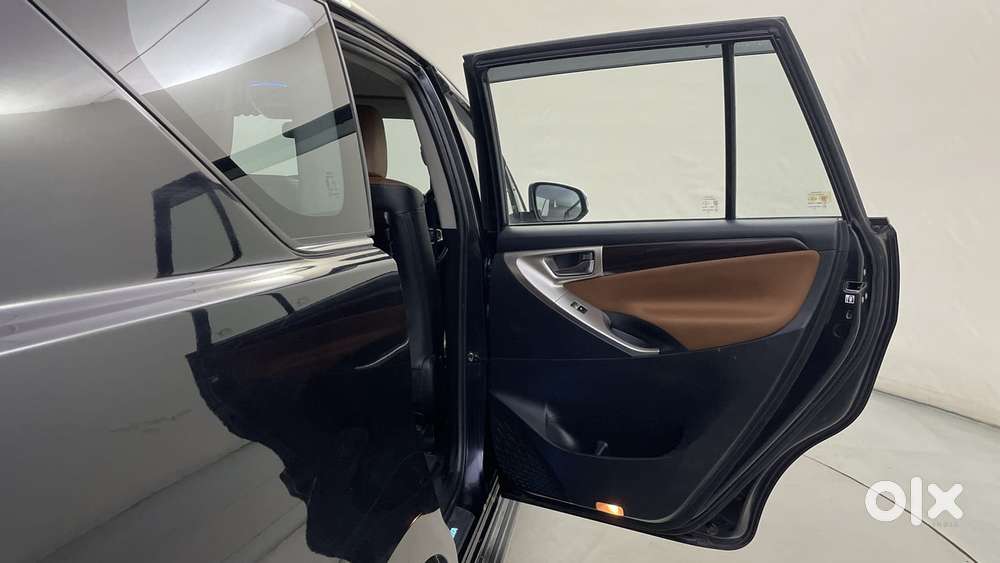 Toyota Innova Crysta [2020-ongoing] 2.7 Zx At 7 Str, 2022, Petrol