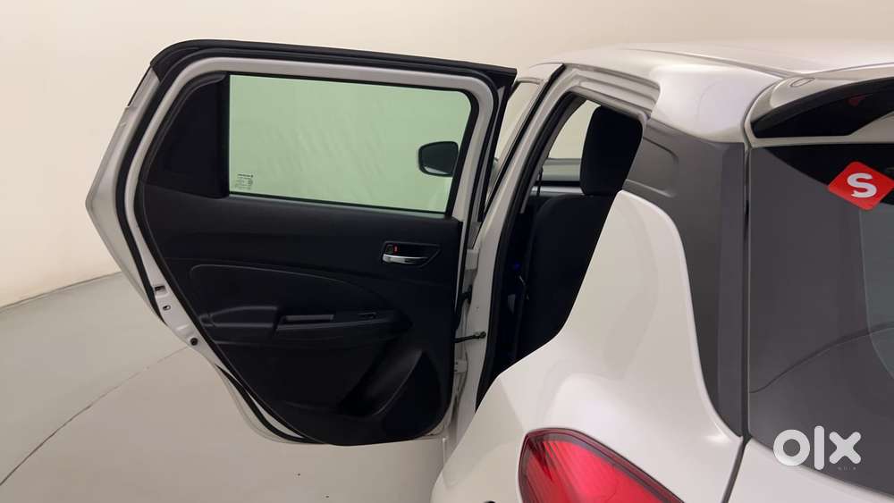 Maruti Suzuki Swift Amt Zxi, 2023, Petrol