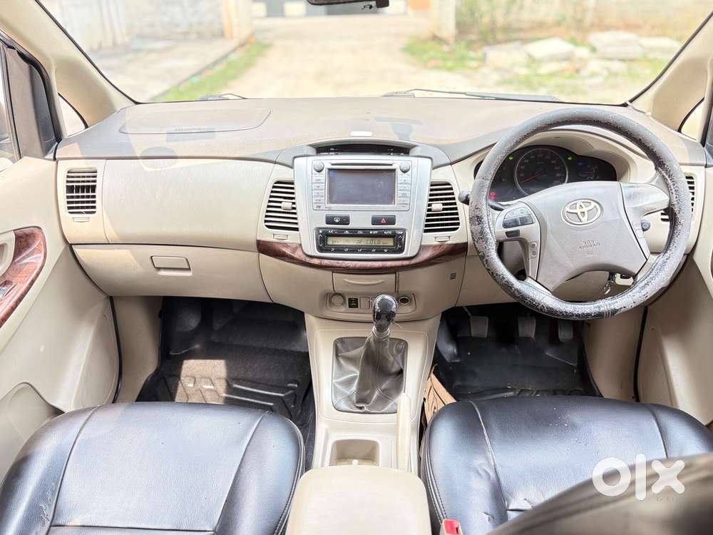 Toyota Innova 2.5 Vx 8 Str, 2012, Diesel