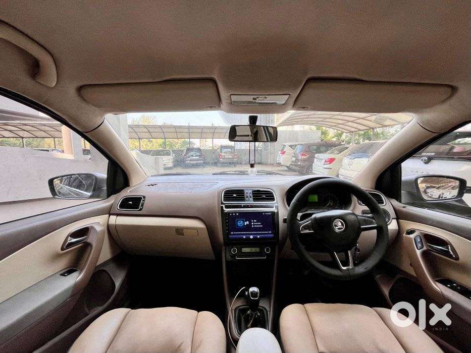 Skoda Rapid Elegance 1.6 Tdi Cr Manual, 2012, Diesel