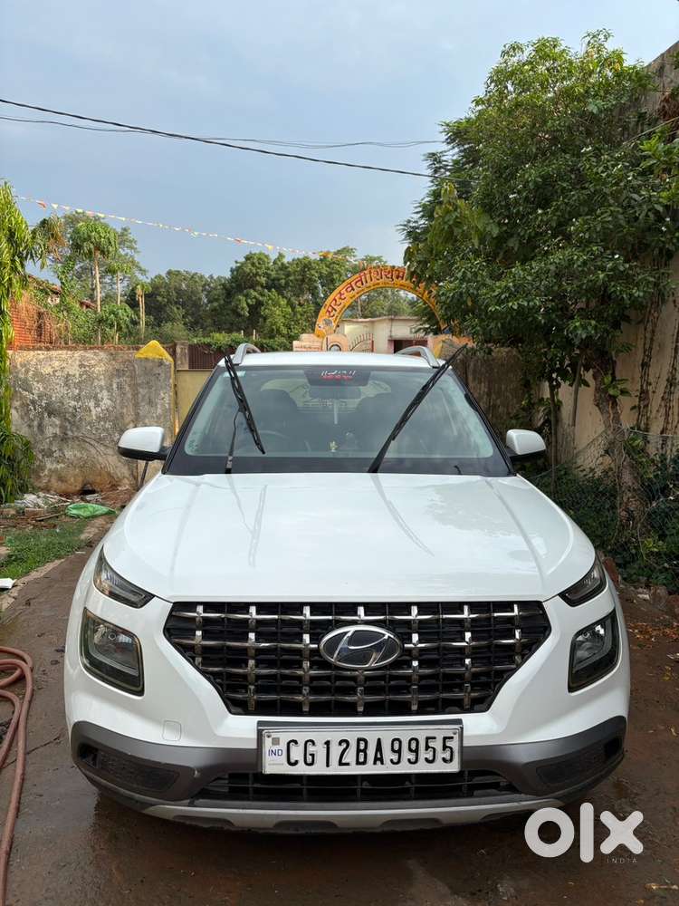 Hyundai Venue Petrol Manual 2019