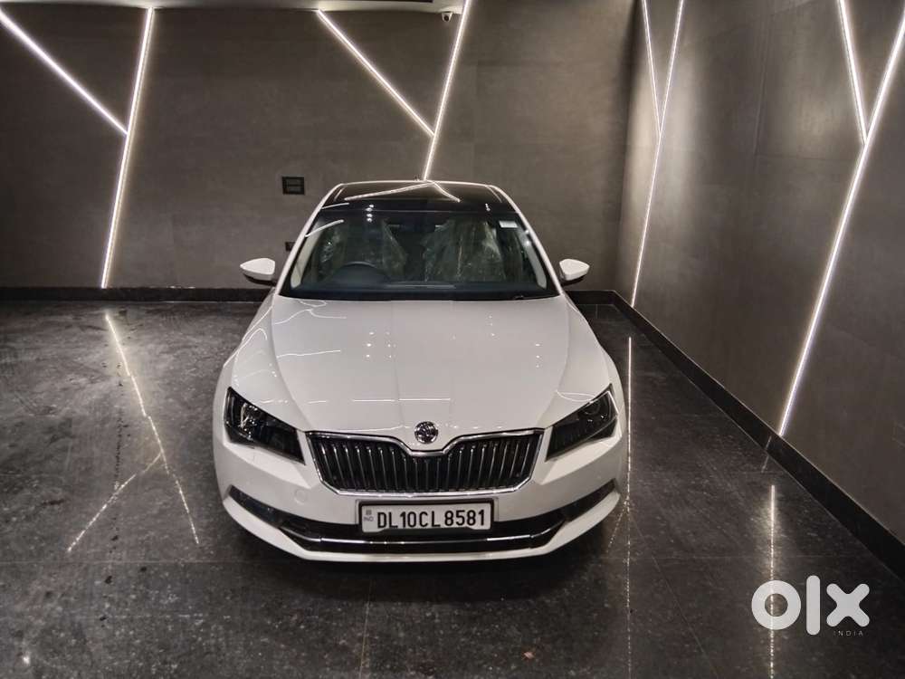 Skoda Superb Lk 1.8 Tsi At, 2019, Petrol