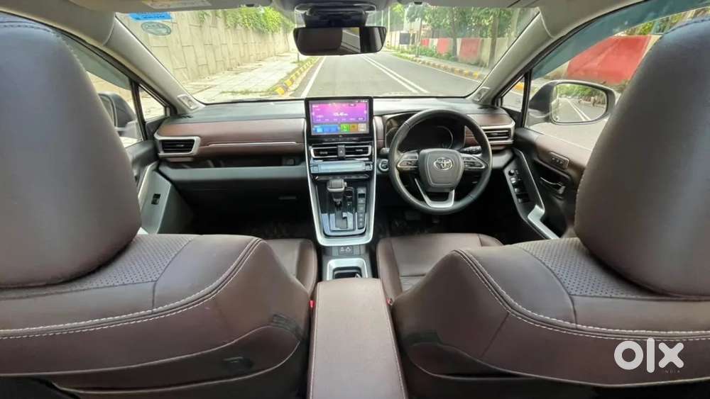 Toyota Innova Hycross 2.0 Zx (o) Hybrid 7 Str, 2026, Petrol