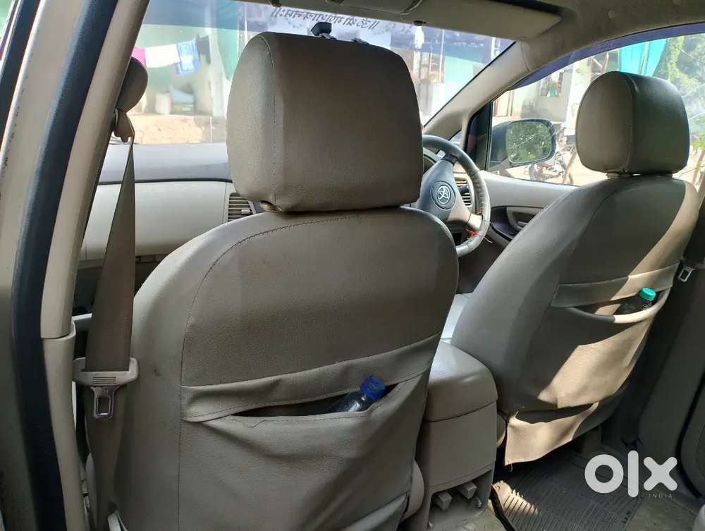 Toyota Innova 2.5 G