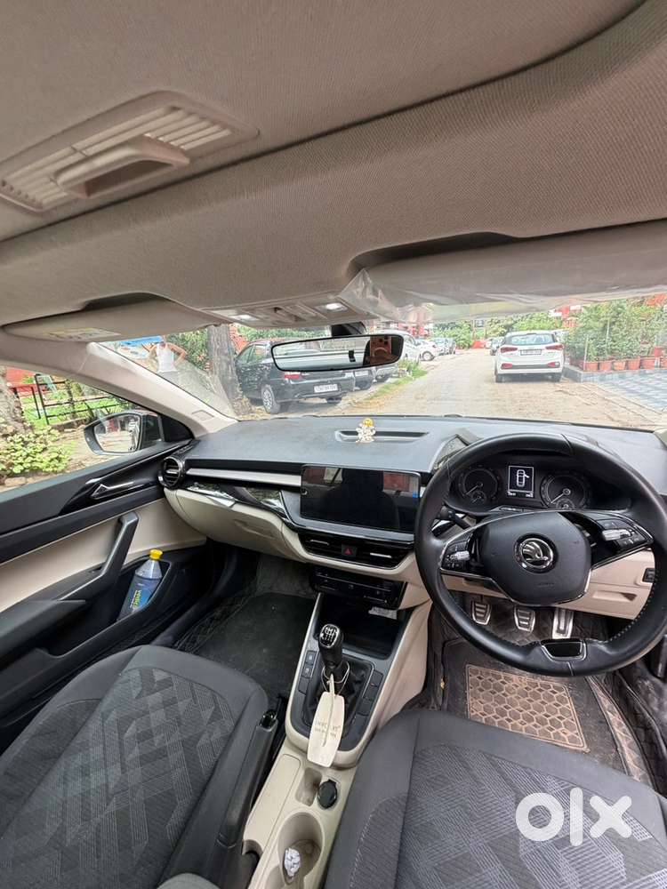 Skoda Slavia Sportline 2025