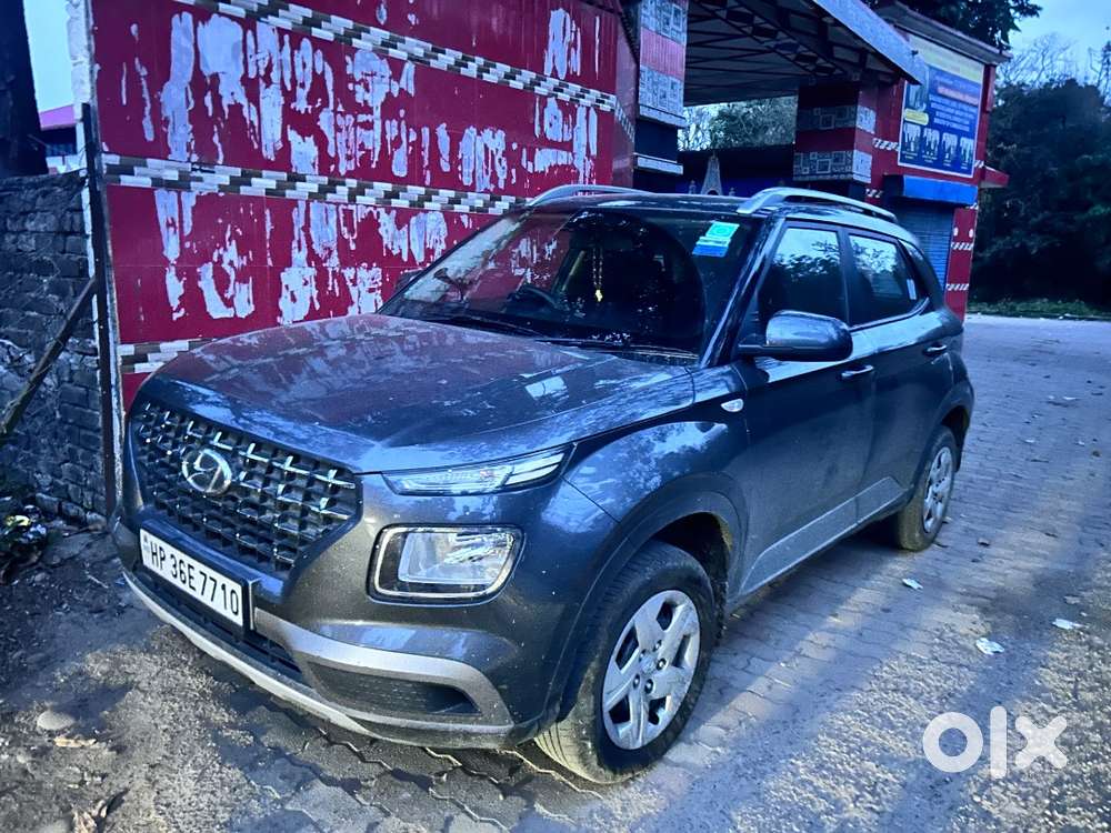 Hyundai Venue 2022 Petrol Good Condition