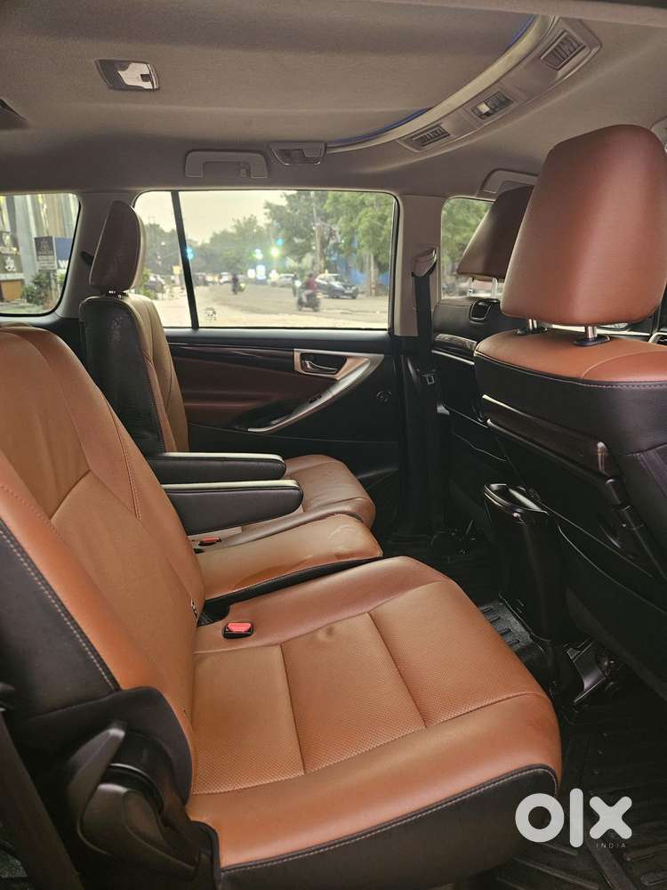 Toyota Innova Crysta [2020-ongoing] 2.4 Zx 7 Str, 2022, Diesel