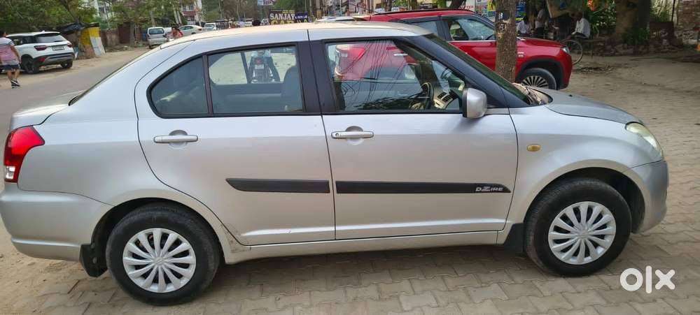 Maruti Suzuki Swift Dzire Vxi Optional, 2010, Petrol