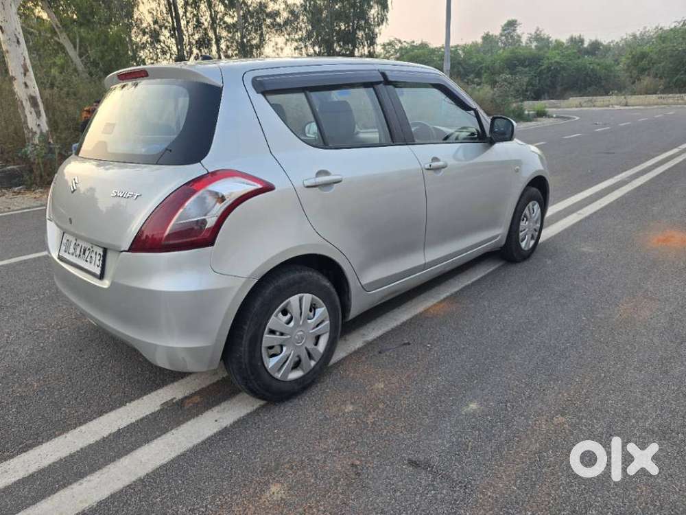 Maruti Suzuki Swift 1.2 Lxi (o), 2017, Cng & Hybrids