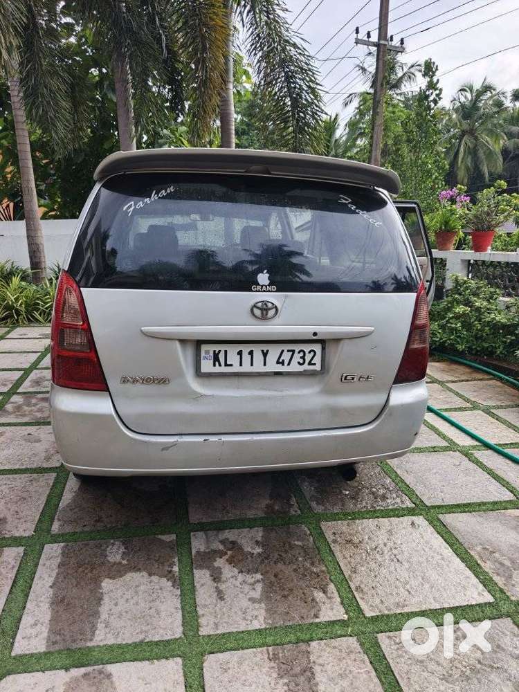 Toyota Innova, 2006