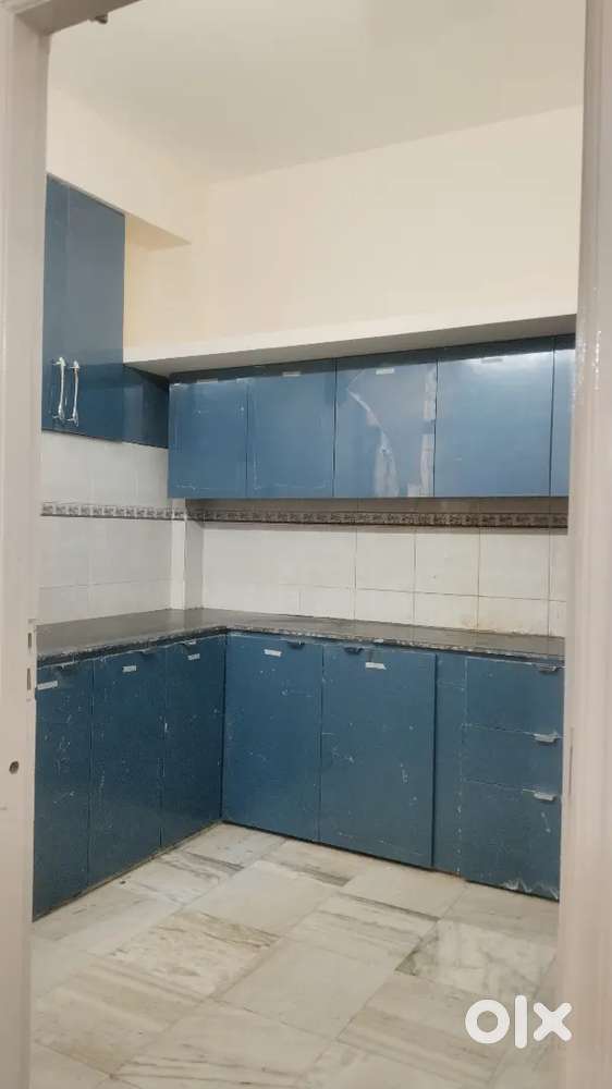 Spacious Flat 2BHK Semi Furnished or Rent St.Anns College Mehdipatnam.