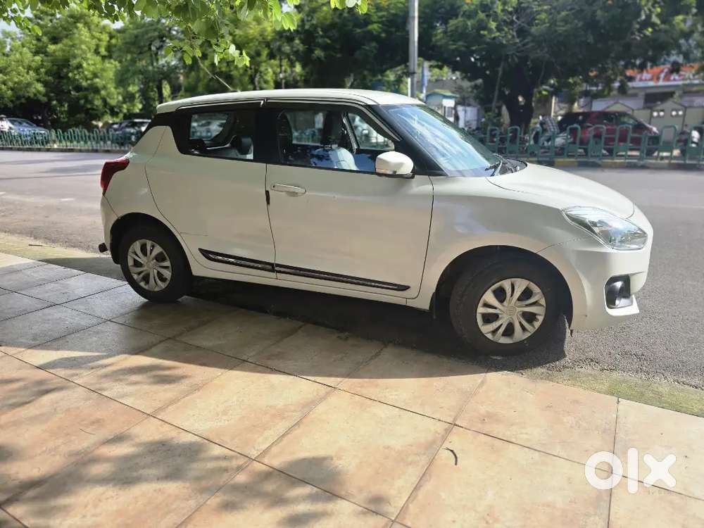 Maruti Suzuki Swift 2019 Petrol 29134 Km Driven 
 4 Cylinder Wali Ha
