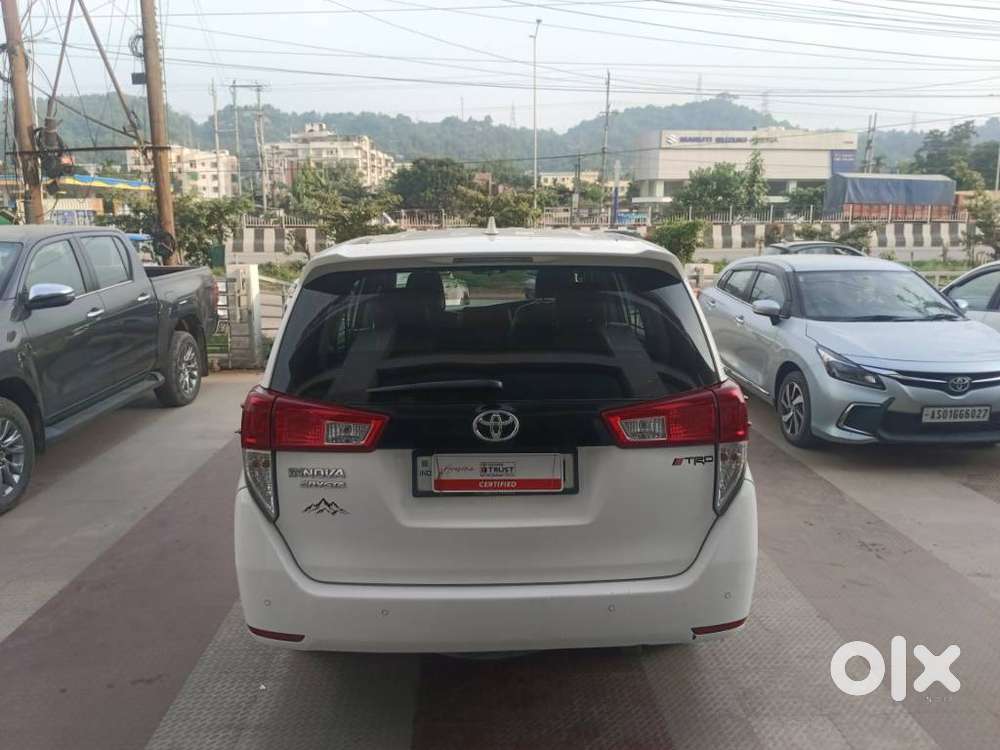 Toyota Innova Crysta 2.4 Gx Mt, 2024, Diesel