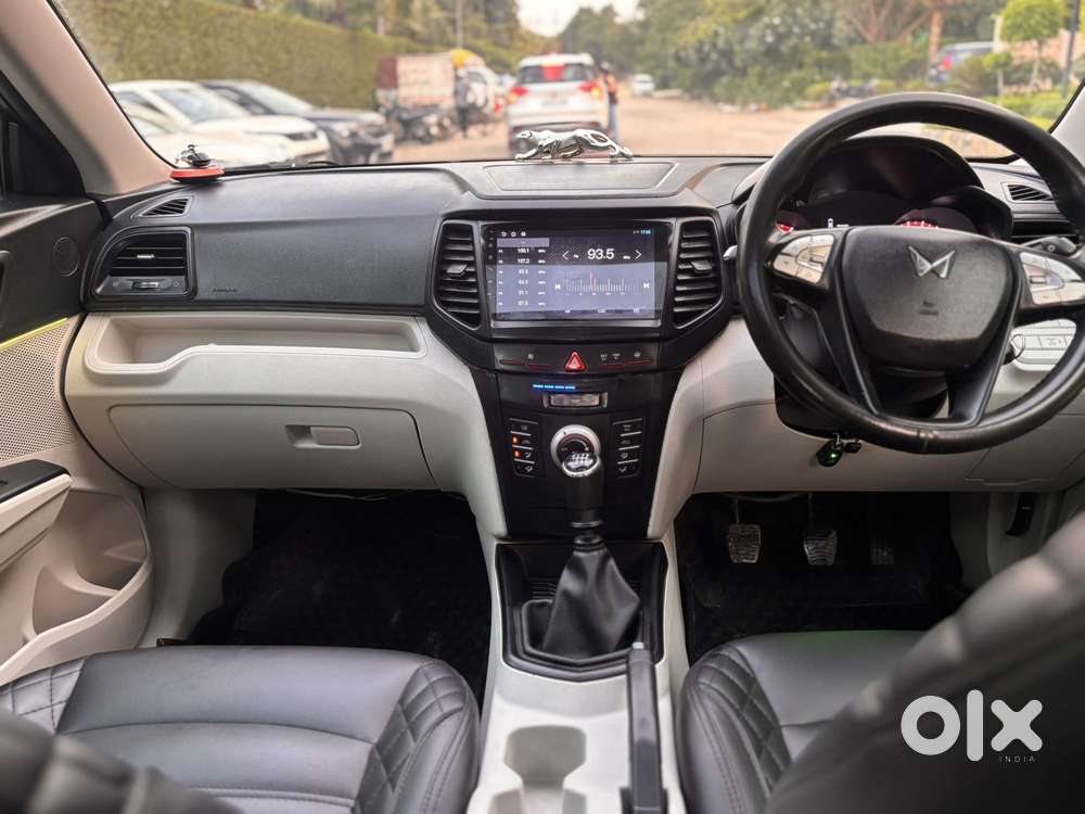 Mahindra Xuv300 W4, 2023, Cng & Hybrids