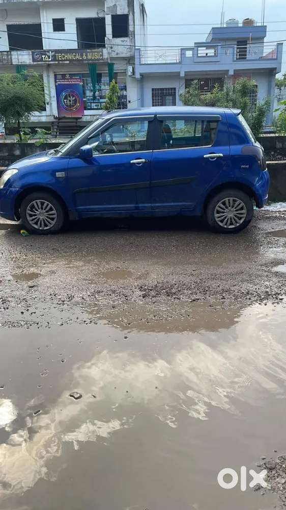 Maruti Suzuki Swift 2006 Petrol 73000 Km Driven