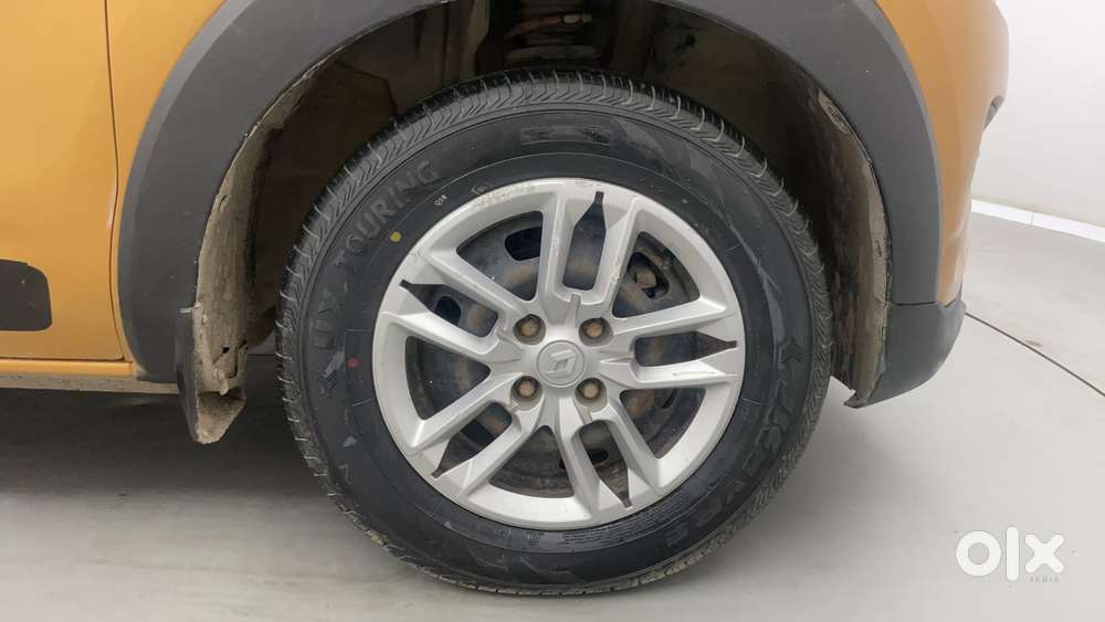 Renault Triber Rxt, 2020, Petrol