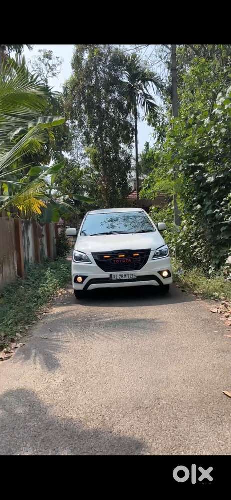 Toyota Innova 2015 Diesel Car