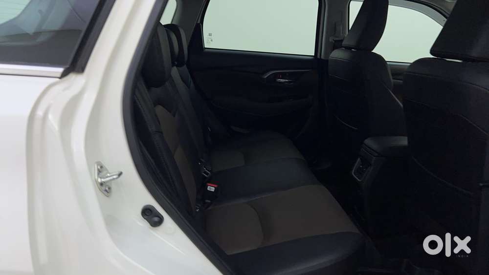 Toyota Urban Cruiser Hyryder V Hybrid Aero Edition, 2025, Cng & Hybr..