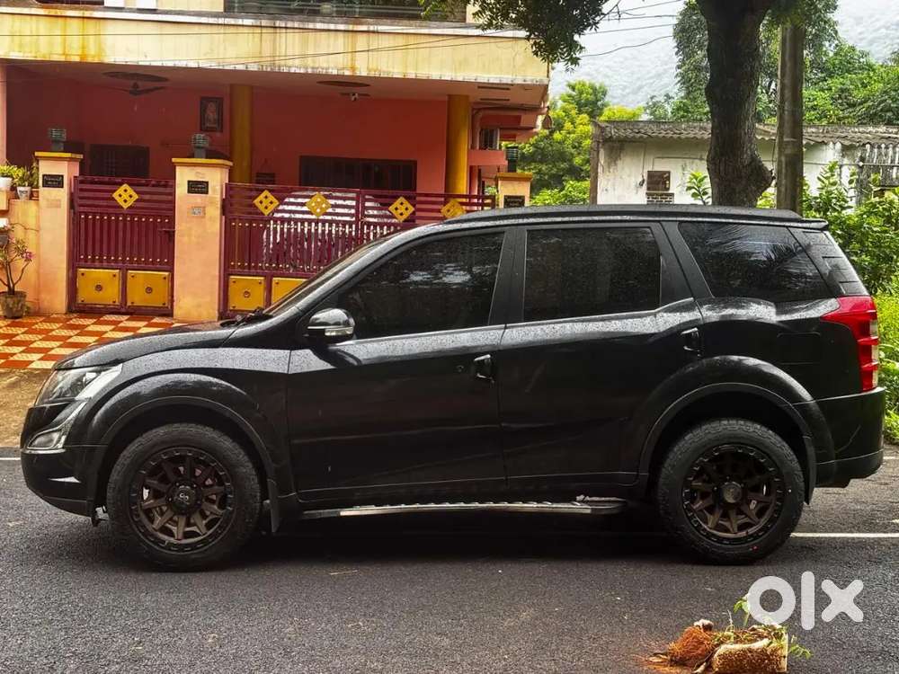 Mahindra Xuv500 2.2 W10 2018