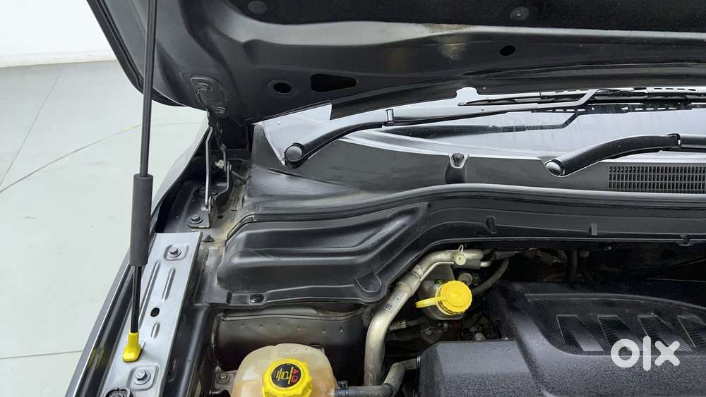 Mahindra Xuv300 W6 Diesel, 2022, Diesel