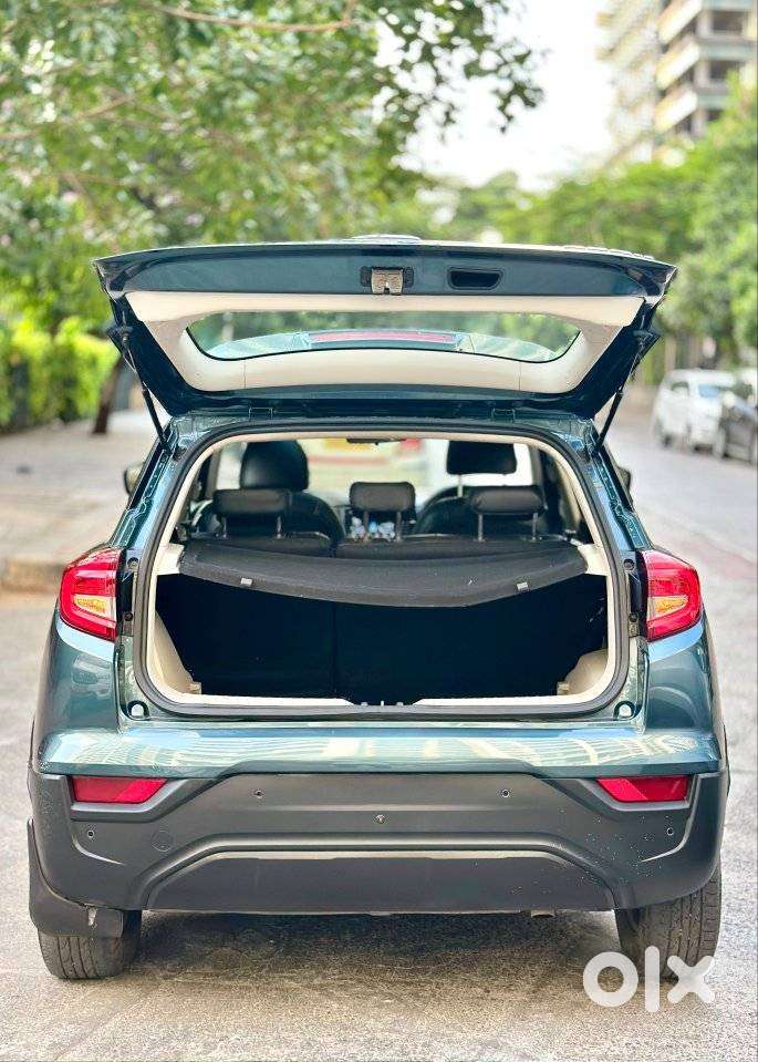 Mahindra Xuv300 W8 Option, 2021, Petrol